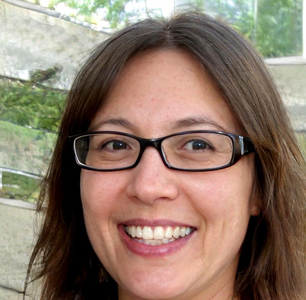 Professional female instructor with expertise in financial analysis